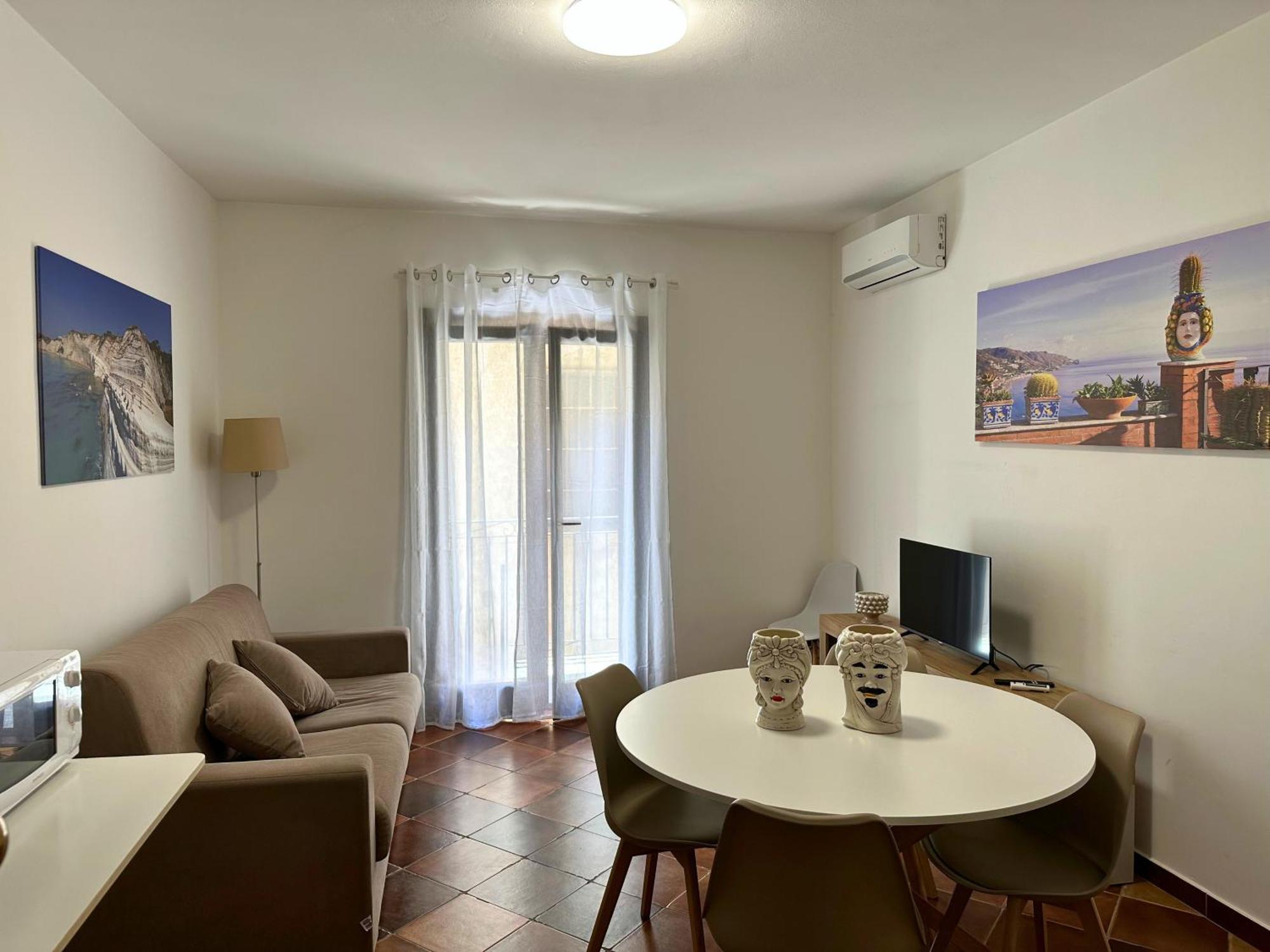 Appartamenti-Residence Al Massimo Palermo Bagian luar foto